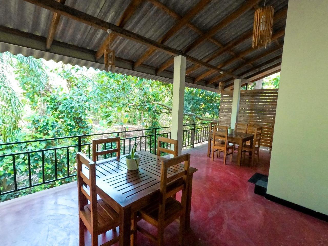 Hotel Wild Heaven Udawalawe Exterior foto
