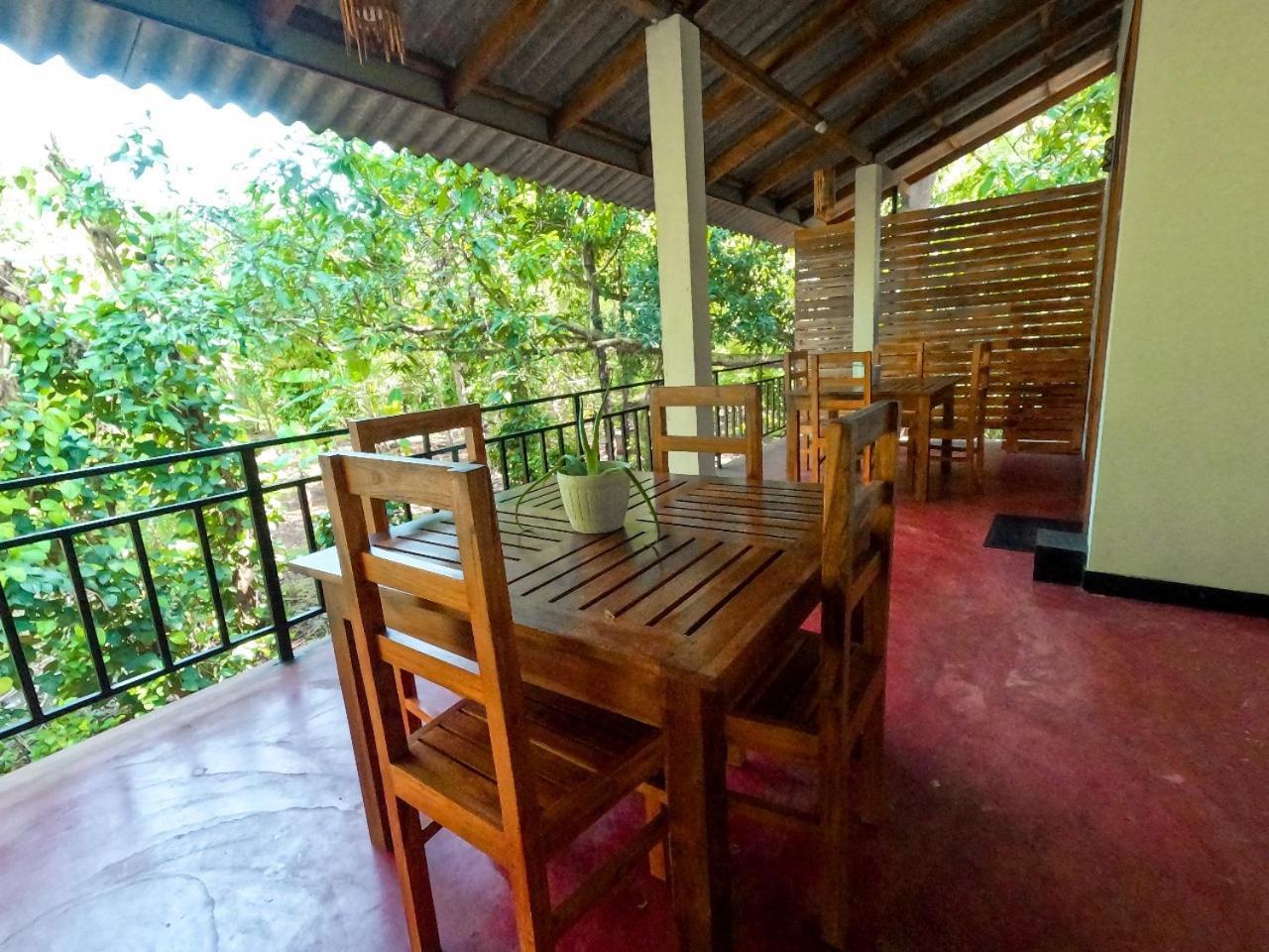 Hotel Wild Heaven Udawalawe Exterior foto