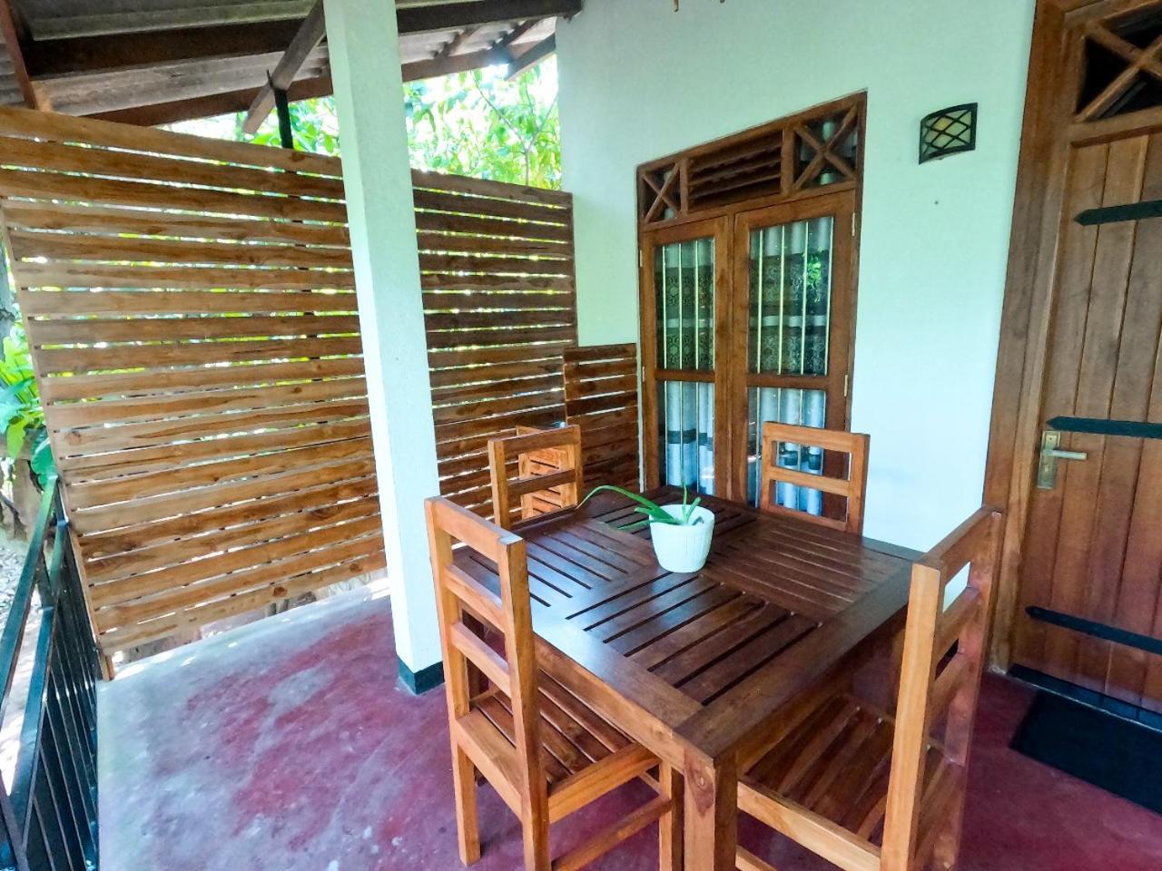 Hotel Wild Heaven Udawalawe Exterior foto